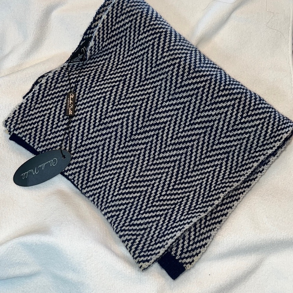 Cashmere scarf